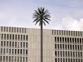 Geheimdienste: Ein Eingriff in die Bundeswehr?