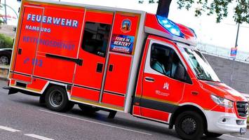 lkw-fahrer verursacht unfall – und kümmert sich nicht um verletzte 58-jährige