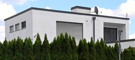 was die zwangsversteigerung einer millionenvilla über einen dubiosen bauträger verrät