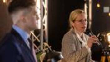 Identitäre Bewegung und AfD: Brandenburgs AfD will Remigrationskonzept nicht ändern