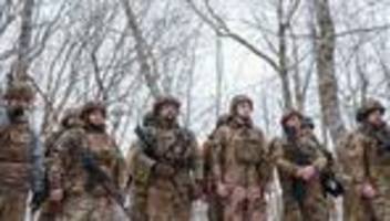 ukraine-verhandlungen: wenigstens reden sie