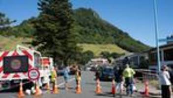 Unglück nach Rekordregen: Erdrutsch in Neuseeland: Suche nach verschütteten Campern