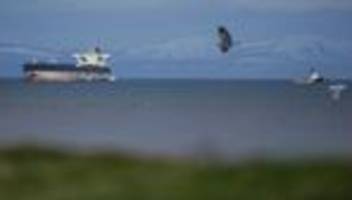 Proteste im Iran: USA verhängen Sanktionen gegen iranische Schattenflotte