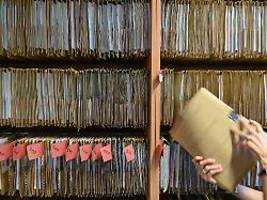 teure berichtspflichten: bürokratie kostet unternehmen noch immer milliarden