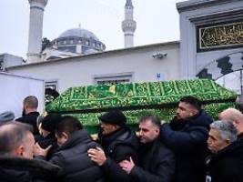 who is who des clan-milieus: beerdigung von mehmet k. legt berlin lahm