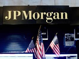 Banken: Trump verklagt JP Morgan