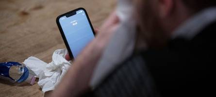 „telefonische krankschreibung spielt keine rolle“: wo die vielen krankheitstage wirklich herkommen