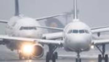 luftverkehr: wintersturm in den usa - lufthansa streicht flüge