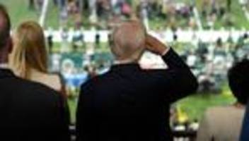 Super Bowl: Trump bleibt Super Bowl fern und kritisiert Sänger