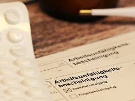 Auch bei Kindkrank: Kassenärztechef für längere Karenzzeit ohne Krankenschein