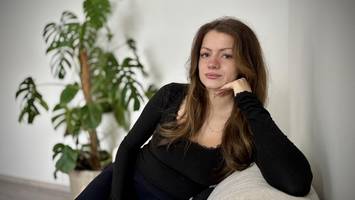 „notarzt vermutete einen herzinfarkt“ – doch jesmin (27) leidet an endometriose