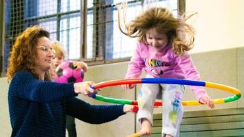 gerade im winter so wichtig: berliner verein bringt kinder in bewegung