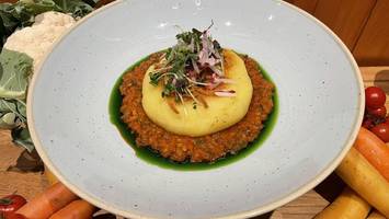 Kartoffel-Boulette mit Ziegenkäse aus dem „Fischer & Lustig“