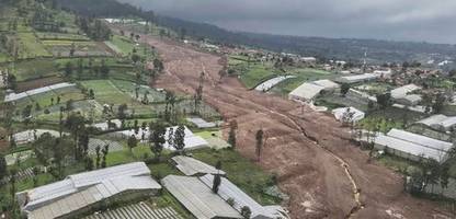 Mindestens acht Tote und Dutzende Vermisste nach Erdrutsch in Indonesien