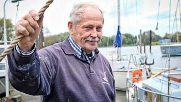 „Die wollen uns weghaben“: Wie ein Harburger um seine Werft kämpft