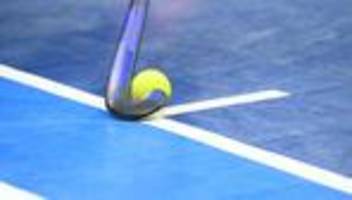 1. Hallenhockey-Bundesliga: BHC-Damen und Wespen-Herren gewinnen Bundesliga Ost