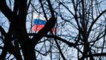 spionage: russische diplomaten in der eu müssen reisen jetzt melden