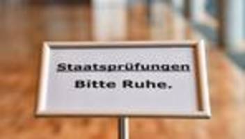 Studium: Kaum noch handschriftliches zweites Jura-Staatsexamen