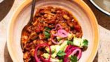 Veganes Chili con Carne: Daran löffeln Sie noch tagelang