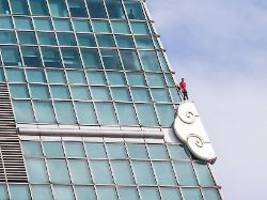 live auf netflix gestreamt: us-freikletterer bezwingt wolkenkratzer in taipeh