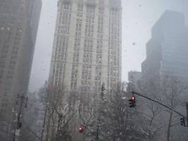 Notstand in 20 Bundesstaaten: Über halbe Million US-Haushalte wegen Schneesturms ohne Strom