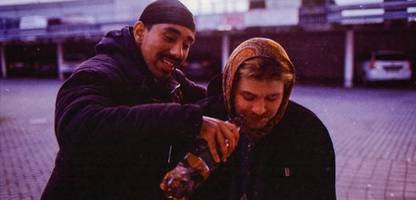 millennial optimism: warum sehnt ihr euch in unsere jugend zurück?