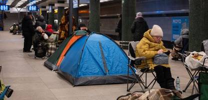 Russlands Krieg gegen die Ukraine: Rund 1700 Wohnblocks in Kyjiw ohne Heizung