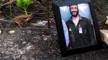 wie trumps geheimpolizei ice aus einem krankenpfleger einen terroristen macht