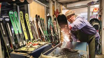 der ski-doktor am hauptbahnhof: er macht hamburg fit für den wintersport