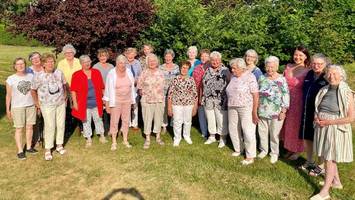 Ehemalige „Korn-Ladys“ und eine jecke Chorleiterin feiern 50. Geburtstag