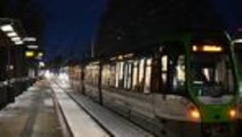 einschränkungen in hannover: straßenbahn aus gleis gesprungen - keine verletzten