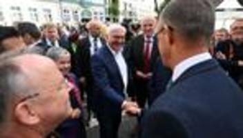 katholikentreffen: steinmeier und merz beim katholikentag in würzburg dabei