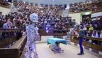 medizin: landarztquote wird ausgeweitet - führt das zum erfolg?