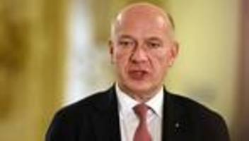 Sonntagsfrage: Umfrage: CDU verliert leicht - kritischer Blick auf Wegner