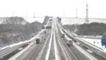 Winterdienst in Thüringen: Wochenstart: 178 Räumfahrzeuge auf Bundes- und Landesstraßen