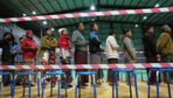 Wahl in Myanmar: Myanmars vom Militär unterstützte Partei beansprucht Wahlsieg für sich