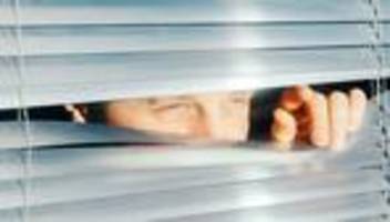 krankschreibung: der ist nicht krank, der geht weiter in die muckibude