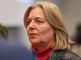 kindergeld zukünftig automatisch: kommission will den deutschen sozialstaat rigoros umbauen