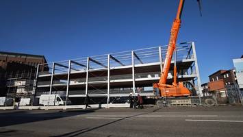 Medac-Parkhaus an B431 verzögert sich – wann die Eröffnung geplant ist