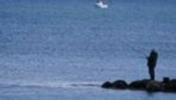 Digitalisierung für Angler: Fischereischein jetzt digital – Smartphone reicht