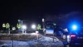 Drei Festnahmen: Schüsse auf SEK bei Verfolgungsjagd - mehrere Verletzte