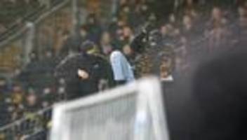 gewalt im fußball: polizei ermittelt nach magdeburger spiel wegen versuchten mordes