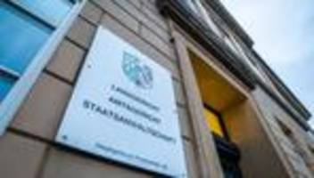 Kreis Lippe: Bewährungsstrafe: Mutter veruntreut 18.500 Euro von Tochter