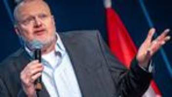 Medien: Mach was draus!: Stefan Raab im Dschungel-Windschatten