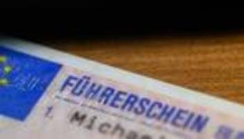 Umfrage: Mehrheit will wenig Änderungen in der Fahrausbildung