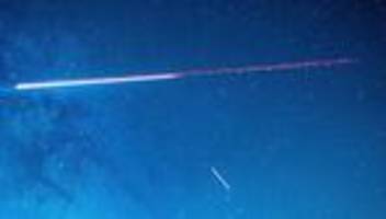 wlan im flugzeug: warum gibt es teuerstes internet plötzlich gratis?