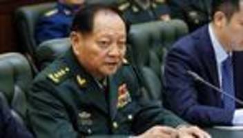 militärführung in china: vor xi jinping ist niemand sicher