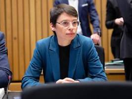 Tagelang nicht reagiert: NRW-Ministerin Paul tritt im Zuge von Solingen-Aufarbeitung zurück