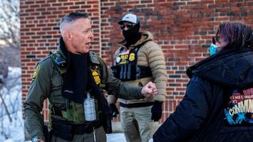 Trump opfert ICE-Henker Bovino – nicht das System