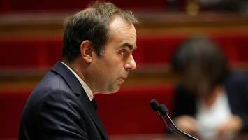 haushalt nimmt erste hürde: frankreichs regierung übersteht misstrauensvoten